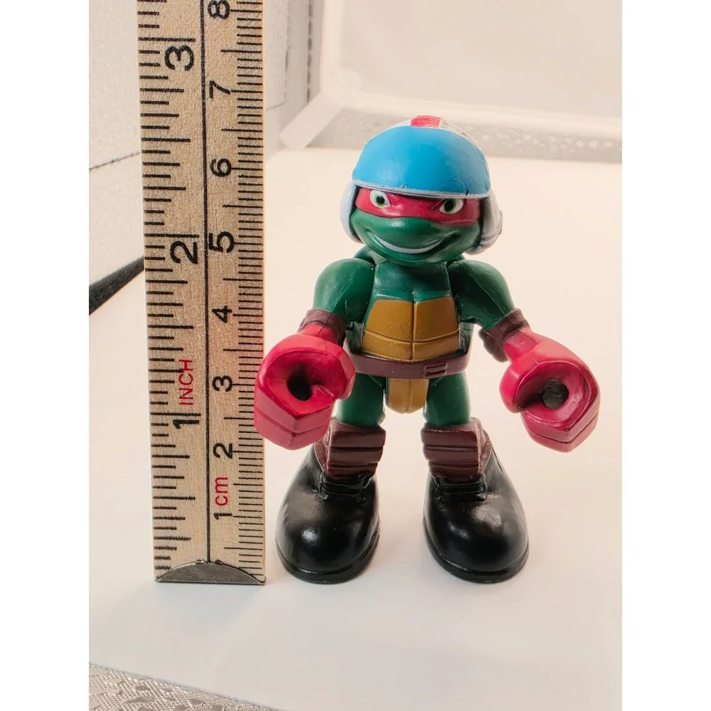 TMNT Half-Shell Heroes Raphael Figure Red Gloves Helmet 2014 Playmates